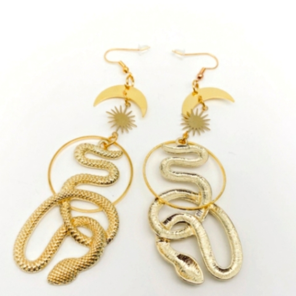 Snake dangling earrings